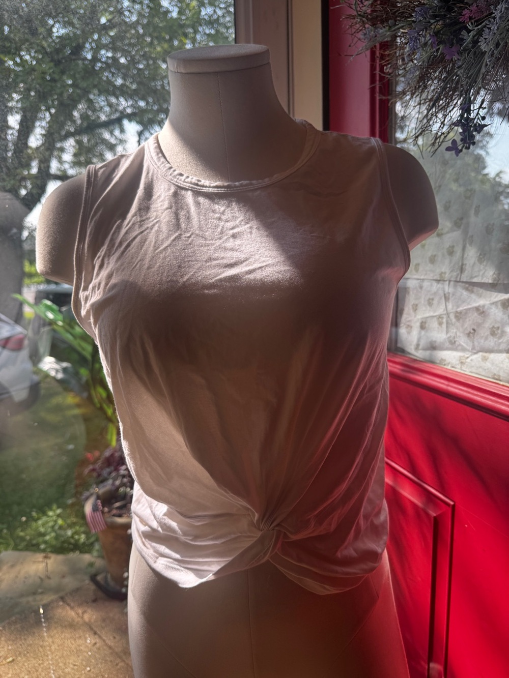 Lulu Lemon Casual Knot-Front Sleeveless Tank Top - White